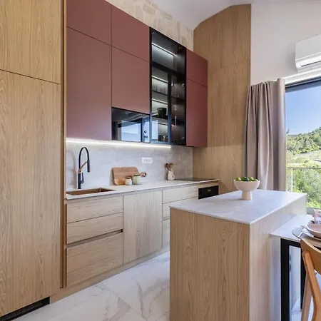 Charming Escape In * Sutivan