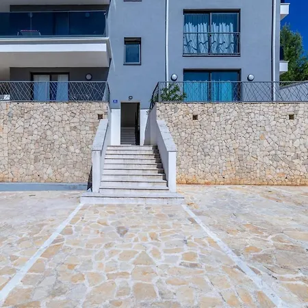 Charming Escape In *